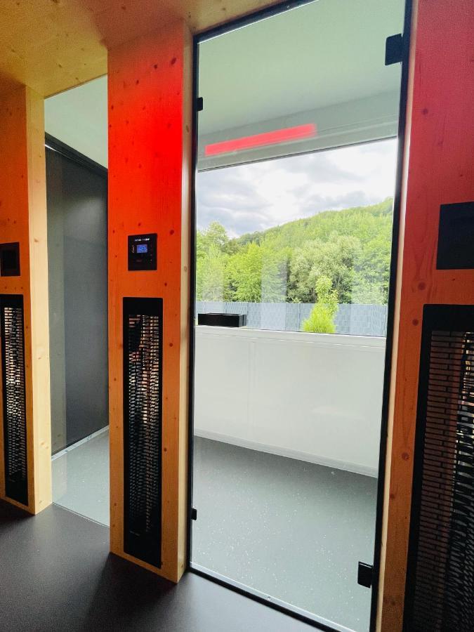 Voralpen Lodge - Ferienhaus Mit Gym & Wellnessbereich Traisen Екстериор снимка