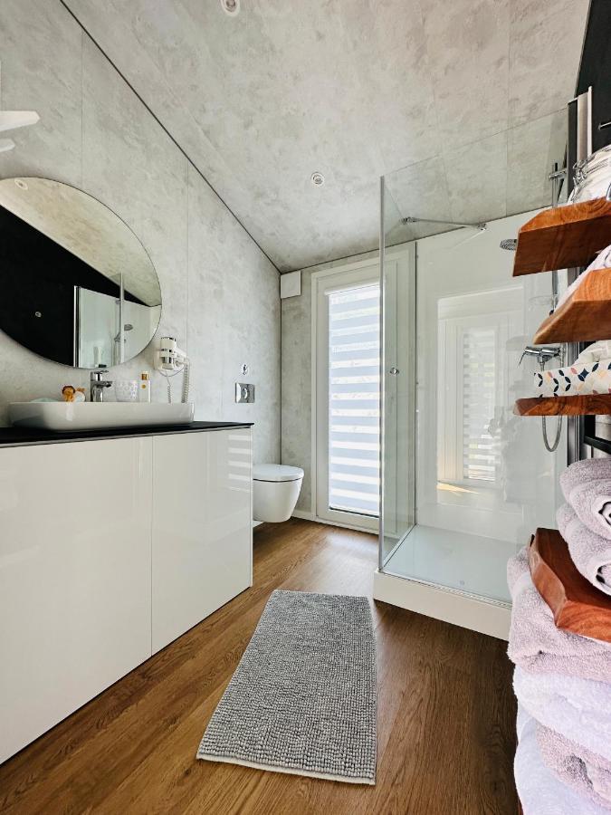 Voralpen Lodge - Ferienhaus Mit Gym & Wellnessbereich Traisen Екстериор снимка